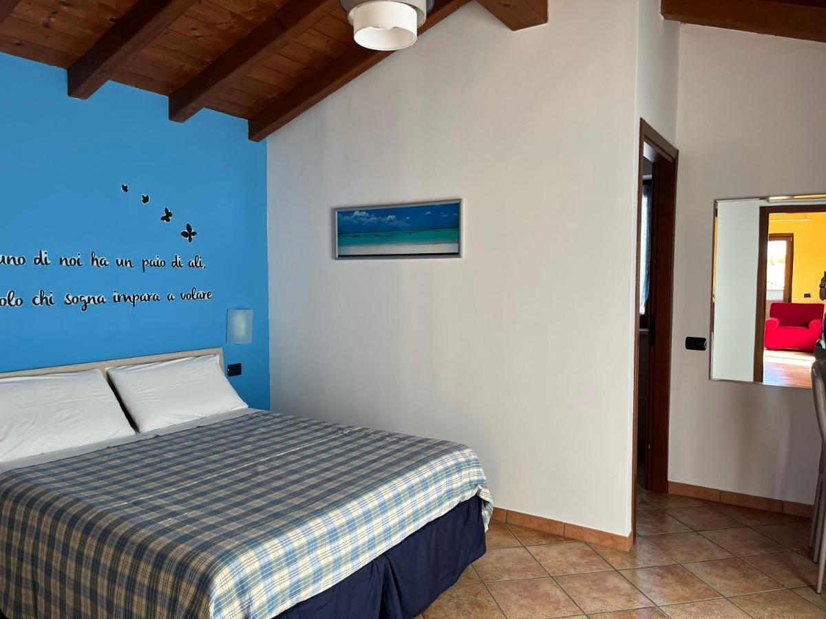 Color House Malpensa B&B Cassano Magnago Ngoại thất bức ảnh