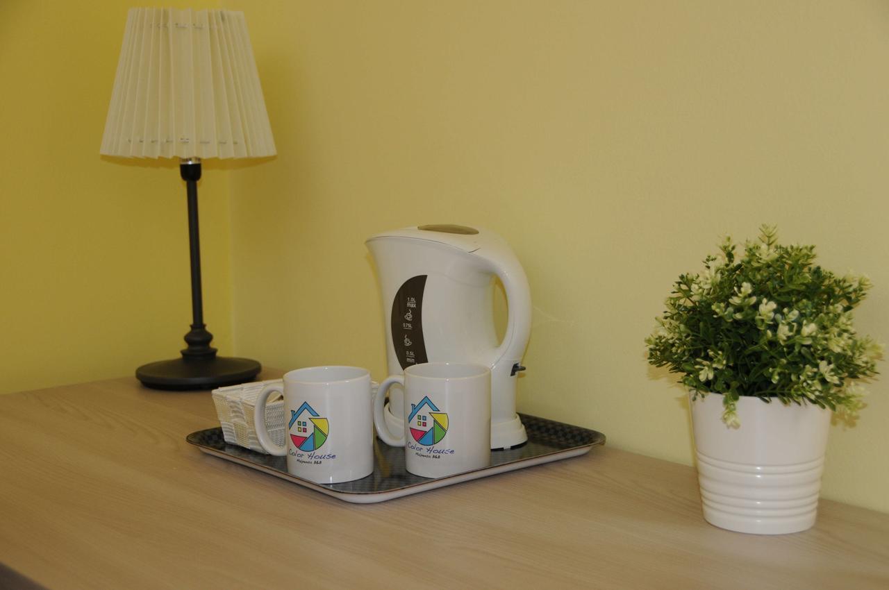 Color House Malpensa B&B Cassano Magnago Ngoại thất bức ảnh