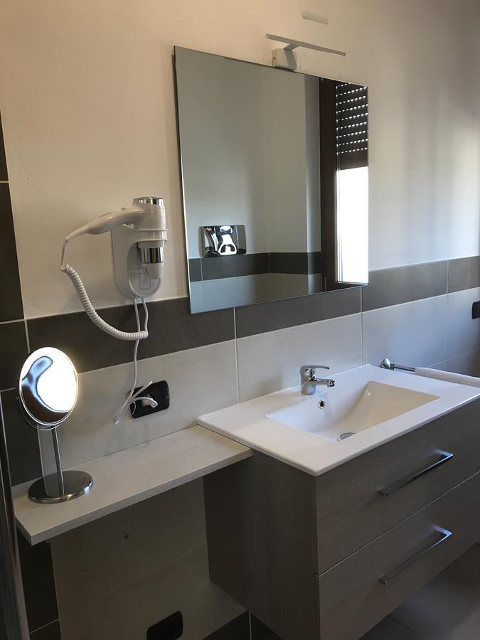 Color House Malpensa B&B Cassano Magnago Ngoại thất bức ảnh