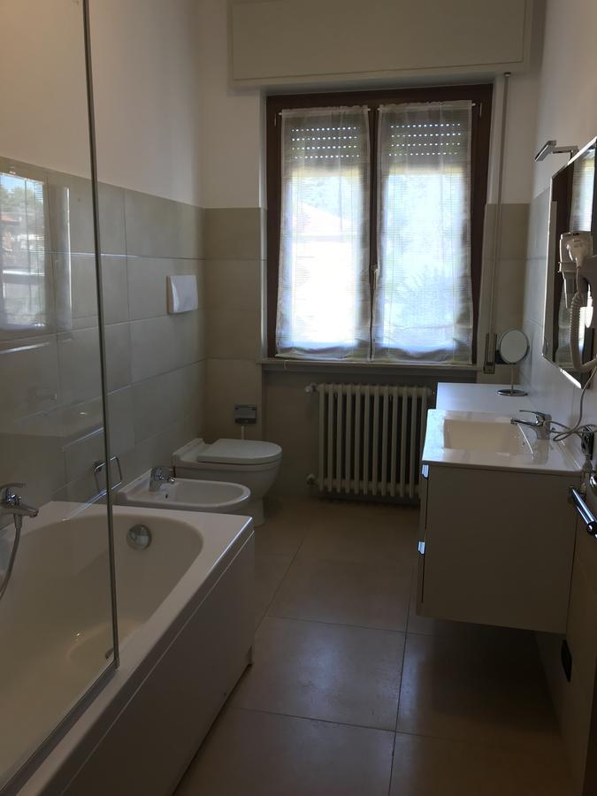 Color House Malpensa B&B Cassano Magnago Ngoại thất bức ảnh